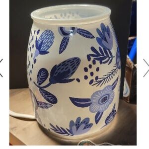 Used “Hope Blooms” scentsy warmer